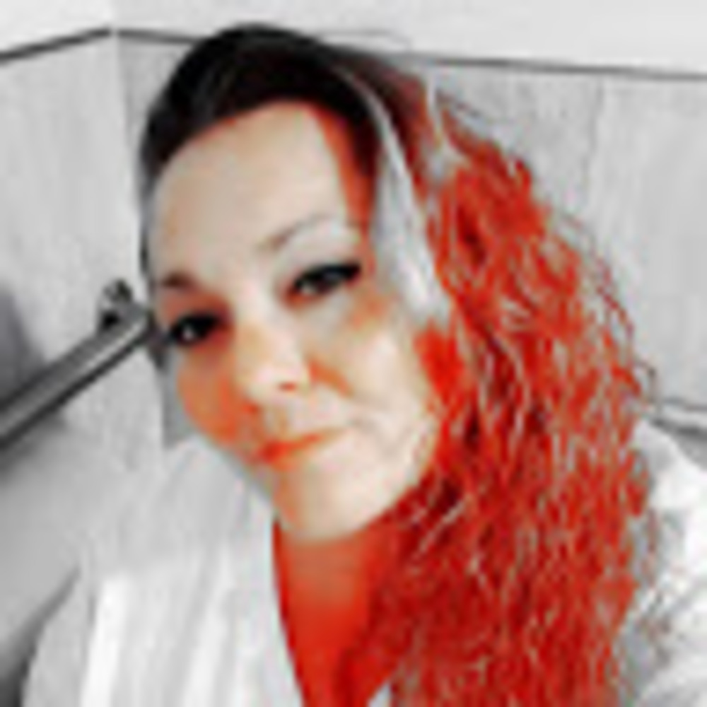 Meet your Posher, Elizebeth